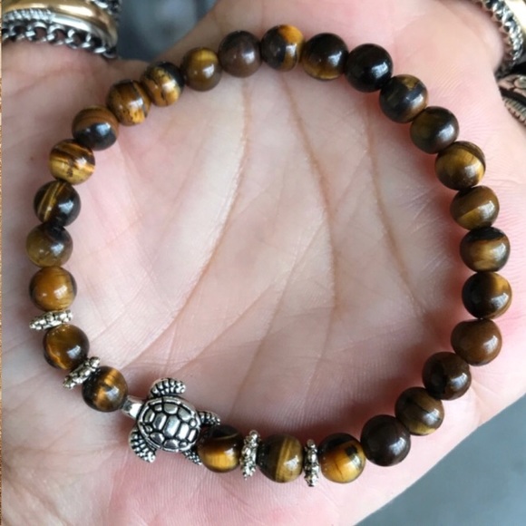 🔴 SALE ! red dot items are 2 for $25 . Bundle more than 3 and its $10 each 🙂 - Picture 3 of 9